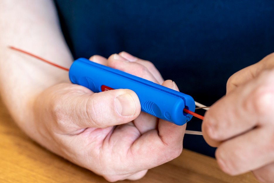 Światłowód Fibre Tube No. 2 | Tool for stripping special buffer tubes on fibre optic cables