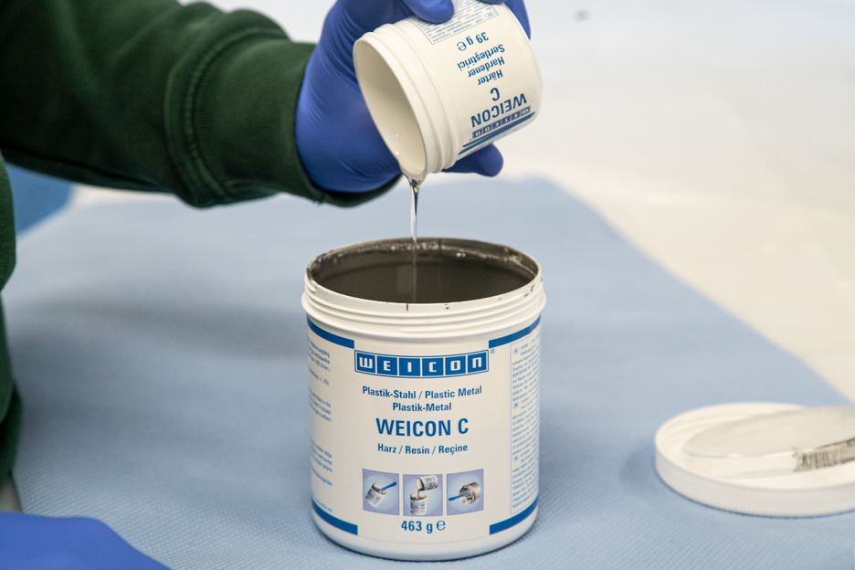 WEICON C | wypełniony aluminium system żywic epoksydowych do napraw i formowania