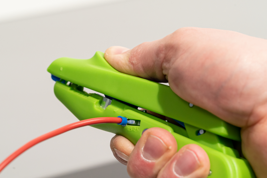 Duo-Crimp No. 300 Green Line