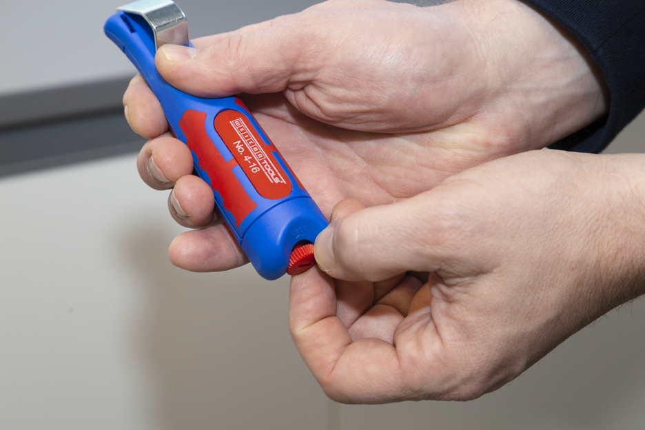 Noż do kabli Nr 4 - 16 | with 2-component and fibreglass-reinforced plastic handle I working range 4 - 16 mm Ø