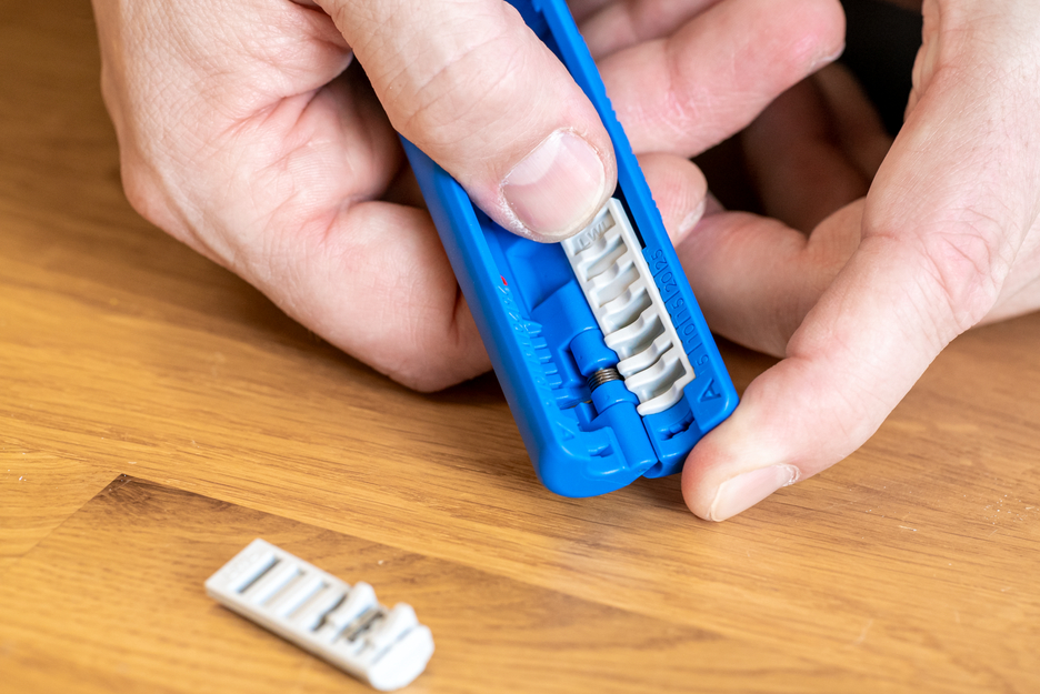 Światłowód Fibre Tube No. 2 | Tool for stripping special buffer tubes on fibre optic cables