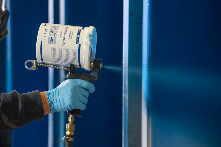 WEICON Ceramic BL | żywica epoksydowa wypełniona minerałami zapewnia ekstremalną ochronę przed zużyciem i wysoką odporność na ścieranie