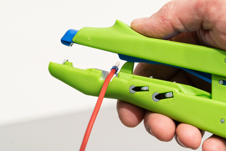 Duo-Crimp No. 300 Green Line