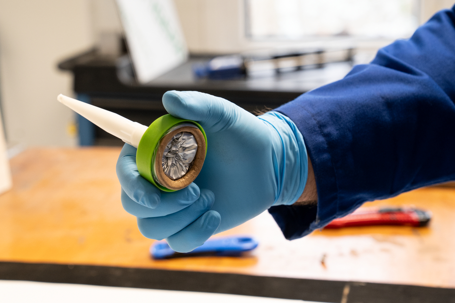 WEICON Green Tube Assembly adhesive | Mocny, uniwersalny klej do użytku wewnętrznego i zewnętrznego