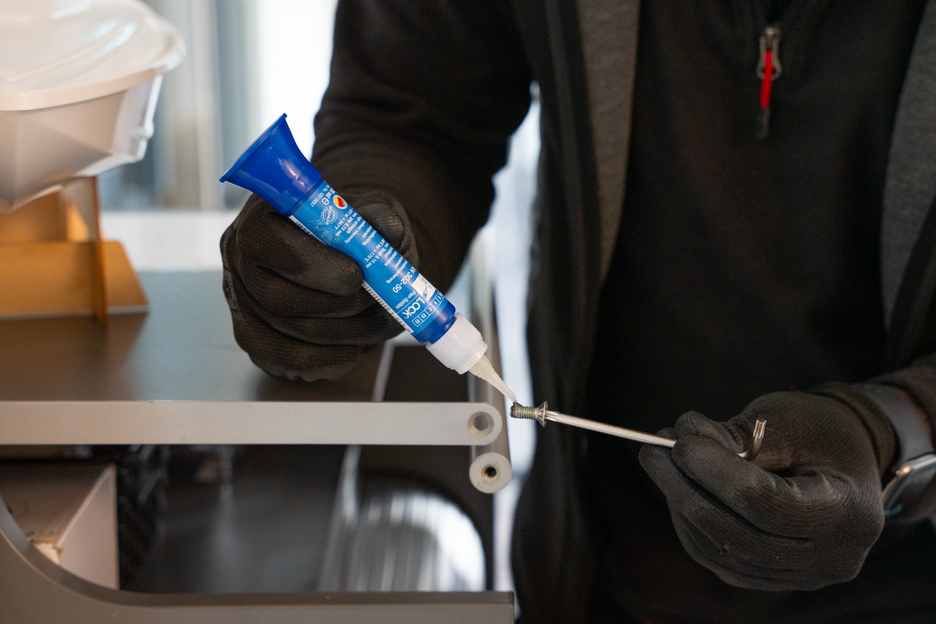 WEICONLOCK® AN 302-50 zabezpieczanie śrub i szpilek | wysoka wytrzymałość, średnia lepkość