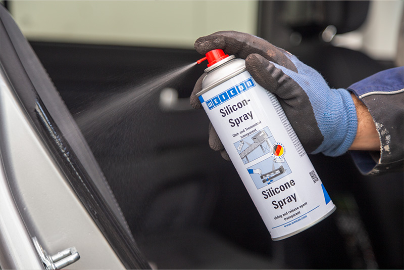 silicone spray, lubricant, car care, spray can, surface protection