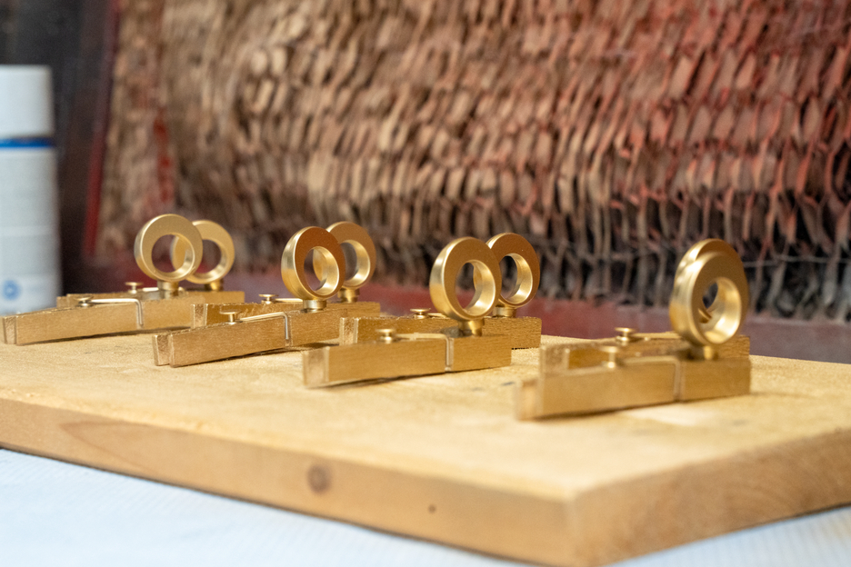 Brass Spray | Ochrona i optyczna modernizacja części metalowych