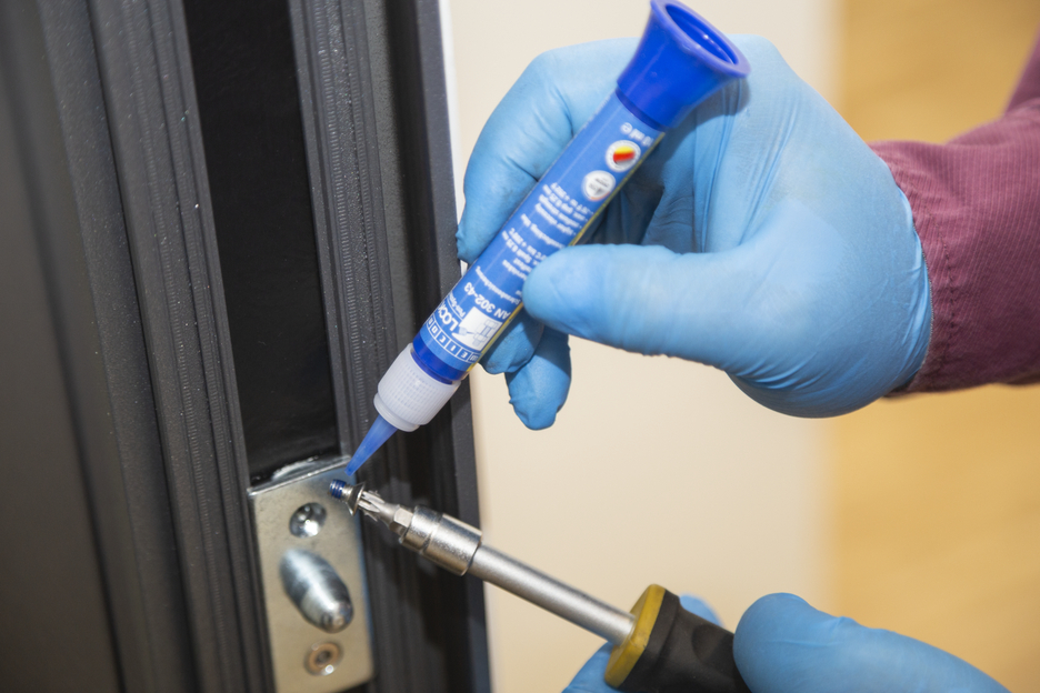 WEICONLOCK® AN 302-43 zabespieczenie śrub | średnia wytrzymałość, wysoka lepkość, dopuszczony do kontaktu z wodą pitną